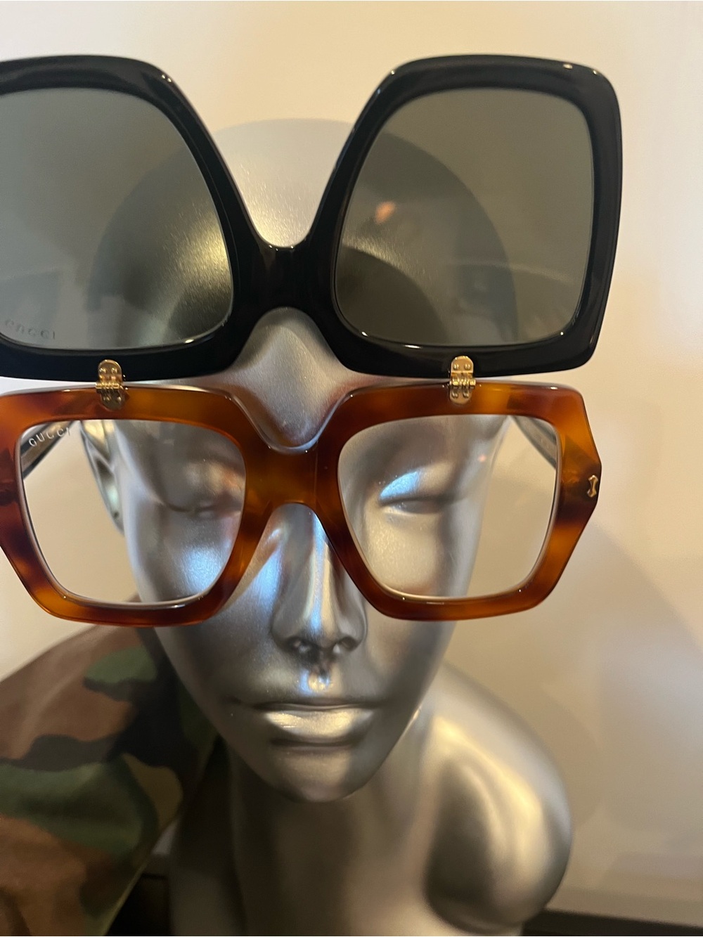 Gucci Tortoise Clear Square Frames with Black Flip-Up Sunglasses - Picture 6 of 11